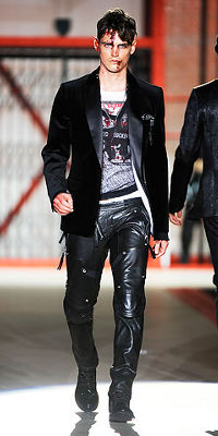     : Dsquared2  fall 2010
