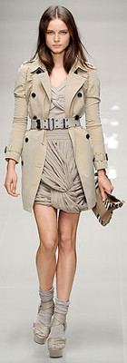 ?????? ????????? ?????? ???? ? ???????. Burberry Spring 2010