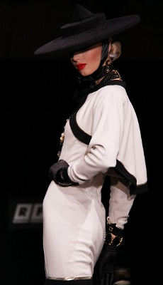 Российская Неделя Моды - Russian Fashion Week (RFW) сезона весна/лето 2010. Показ Вячеслава Зайцева (Slava Zaitsev)