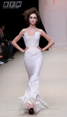 Российская Неделя Моды - Russian Fashion Week (RFW) сезона весна/лето 2010. Коллекция Маши Кравцовой (Masha Kravtsova) весна-лето 2010