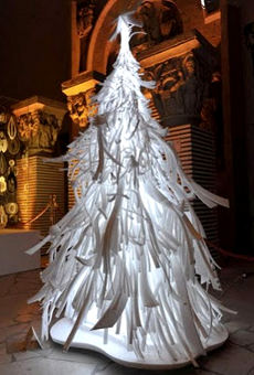 Jean Paul Gaultier Christmas Tree. ??????? ???????????? ?????????????? ????